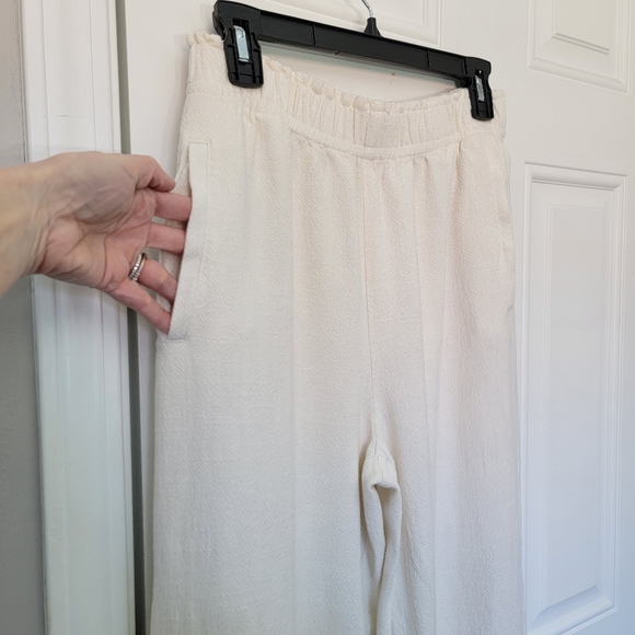 Soft Surroundings Mirage Embroidered Wide Leg Pants Cream With Red Trim Size Med - Picture 6 of 13
